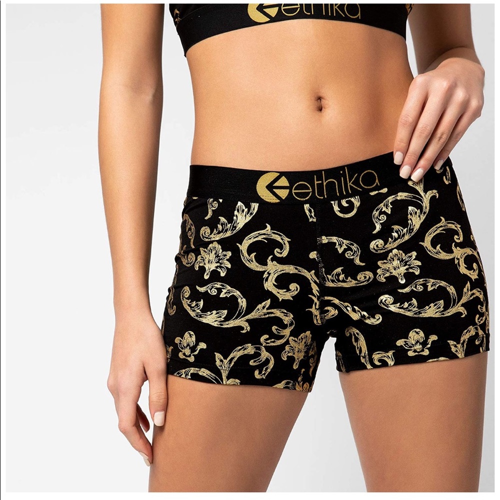 NWT Ethika staple black\gold . **Sold out *RARE**